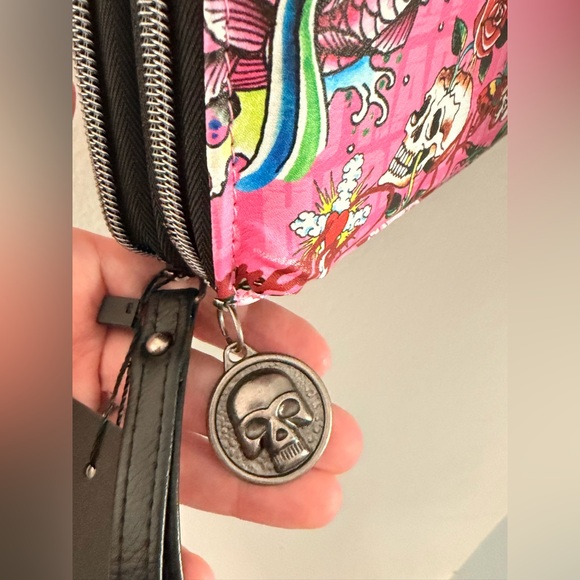 Ed Hardy Small Pink & Black Tattoo Print Crossbody Bag-NWT - Picture 3 of 7